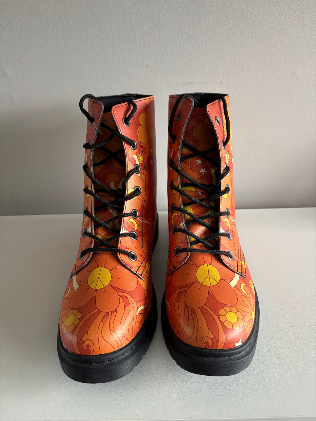 Molly's Orange Retro Daisies Boots - EU 44 / Women's US 11.5
