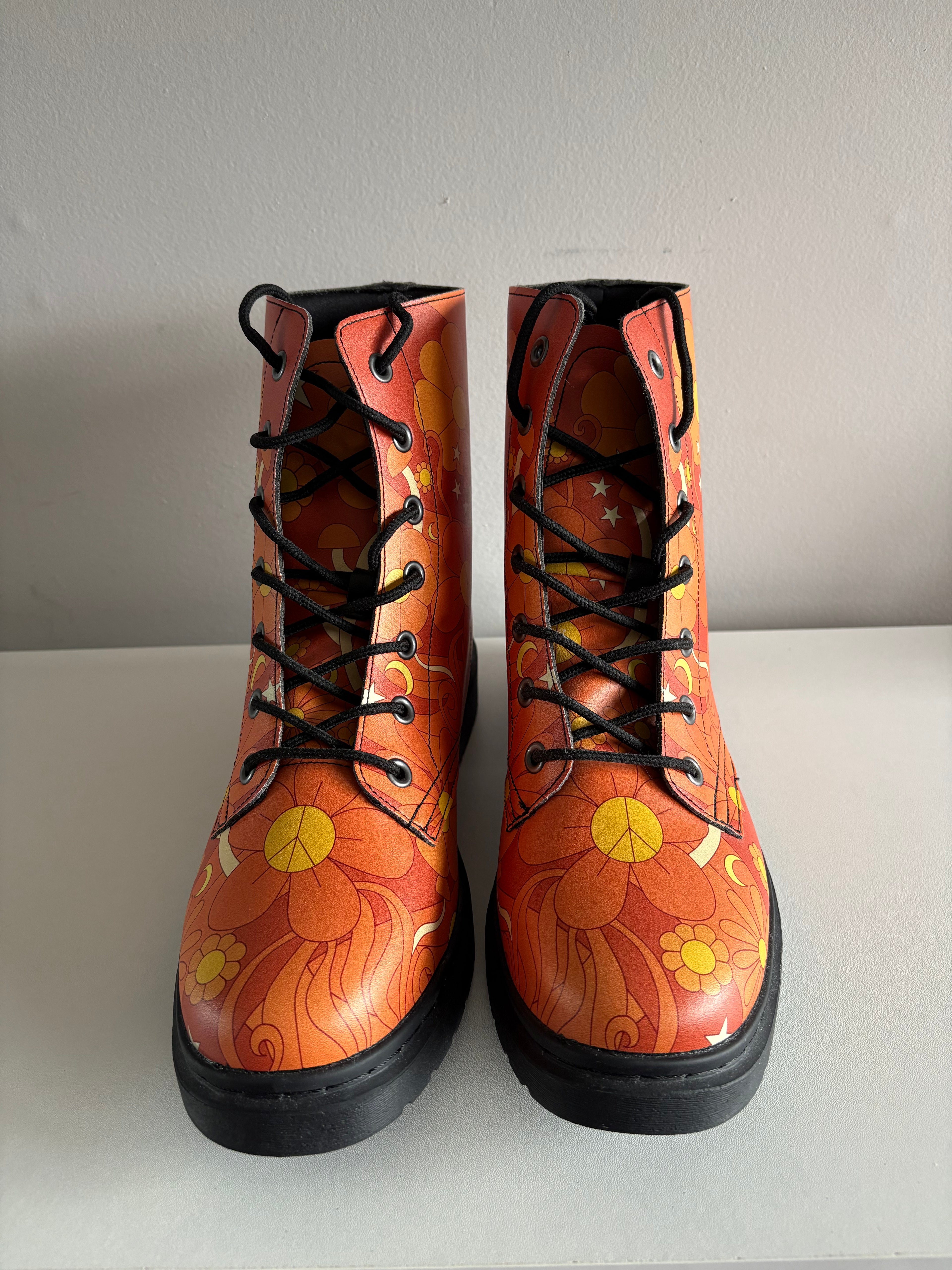 Molly's Orange Retro Daisies Boots - EU 44 / Women's US 11.5