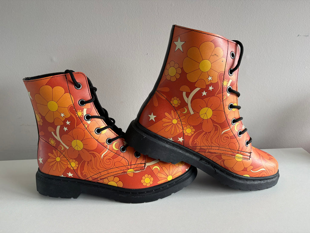 Molly's Orange Retro Daisies Boots - EU 44 / Women's US 11.5