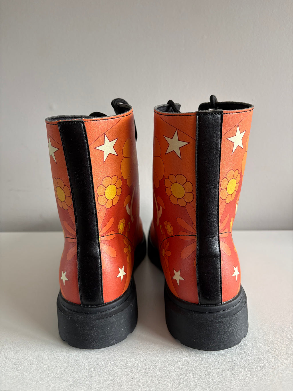 Molly's Orange Retro Daisies Boots - EU 44 / Women's US 11.5