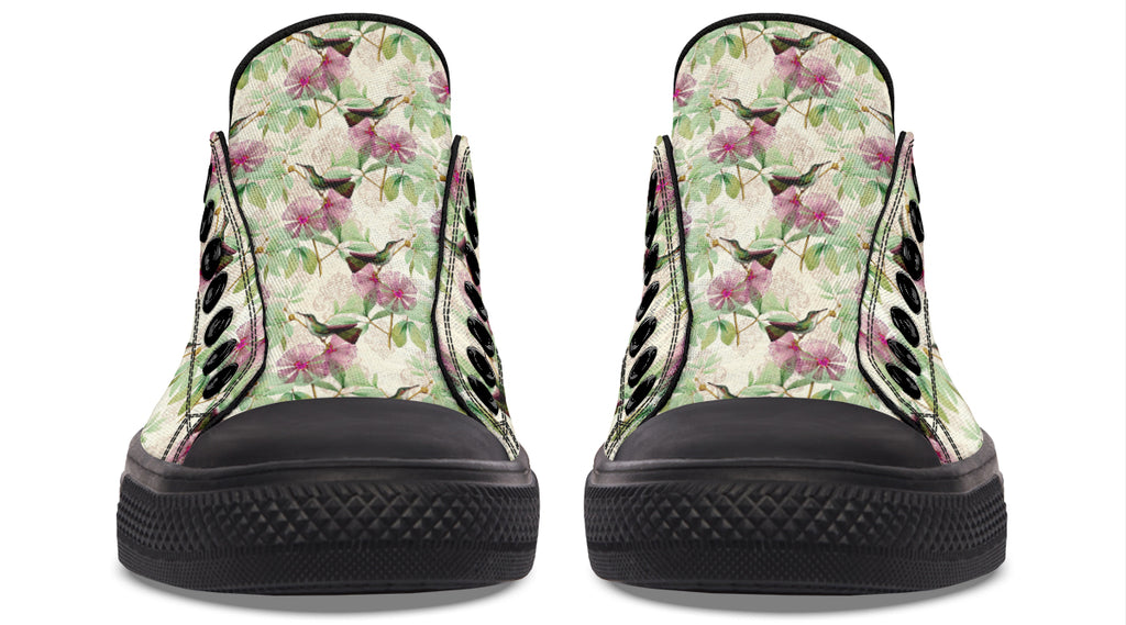 Hummingbirds Low Tops (Wide)