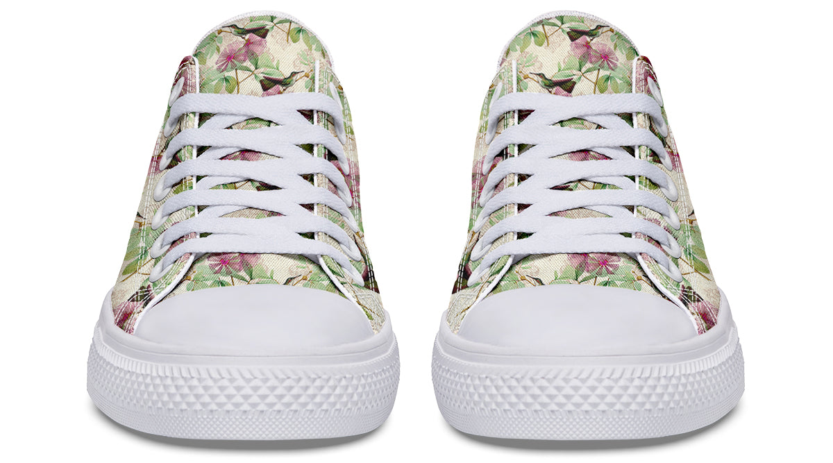 Hummingbirds Low Tops (Wide)