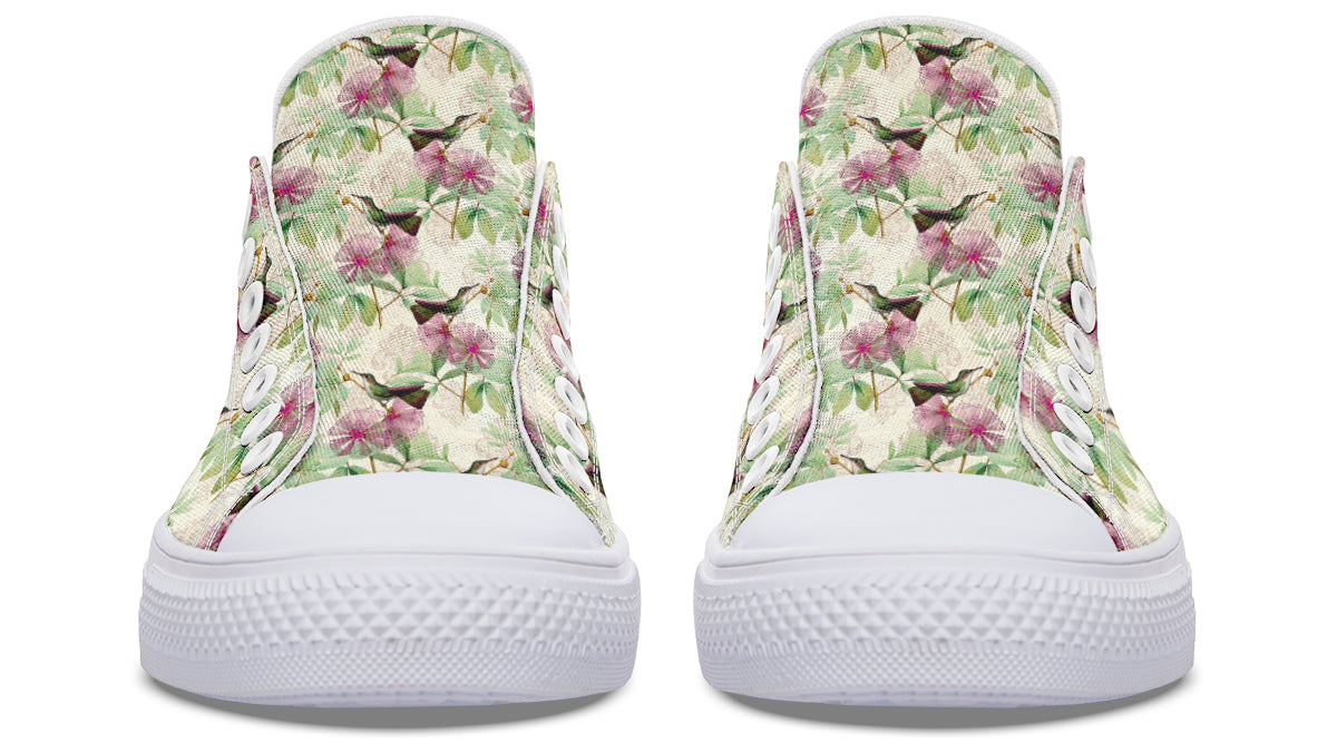 Hummingbirds Low Tops (Wide)