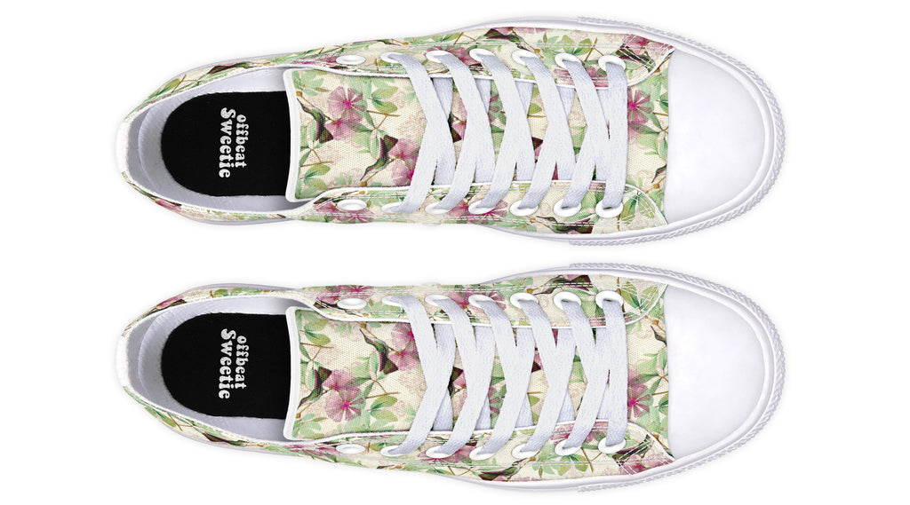 Hummingbirds Low Tops (Wide)