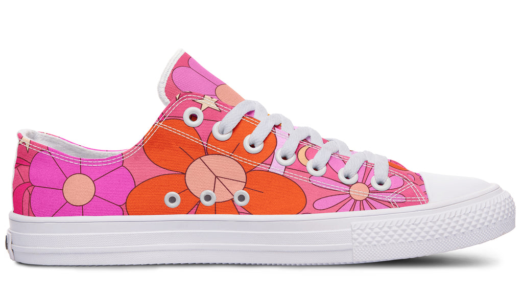 Molly's Mismatched Retro Daisies Low Tops - Offbeat Sweetie