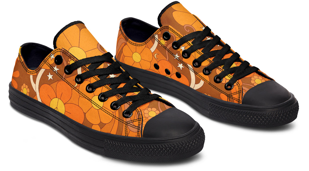 Molly's Orange Retro Daisies Low Tops (Wide)