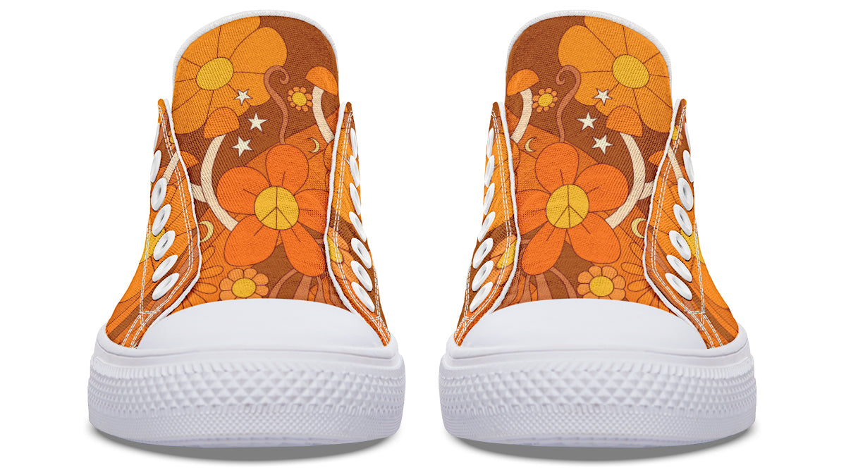 Molly's Orange Retro Daisies Low Tops (Wide)