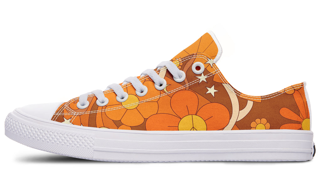 Molly's Orange Retro Daisies Low Tops (Wide)