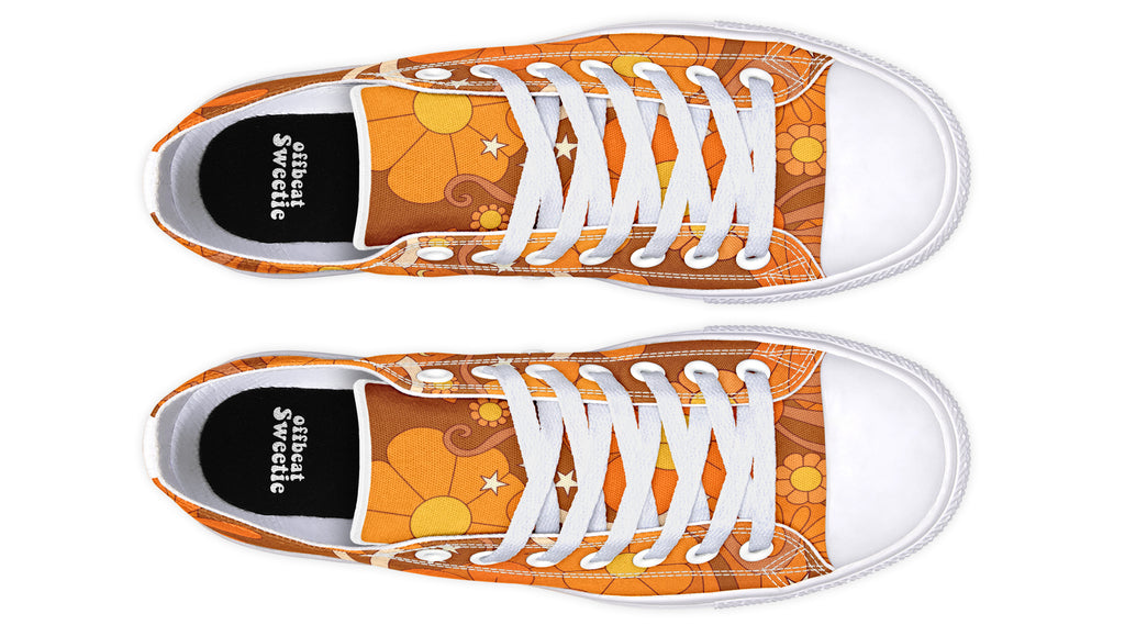 Molly's Orange Retro Daisies Low Tops (Wide)