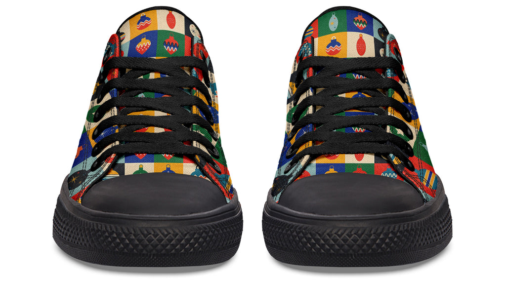 Retro Xmas Baubles Low Tops (Wide)