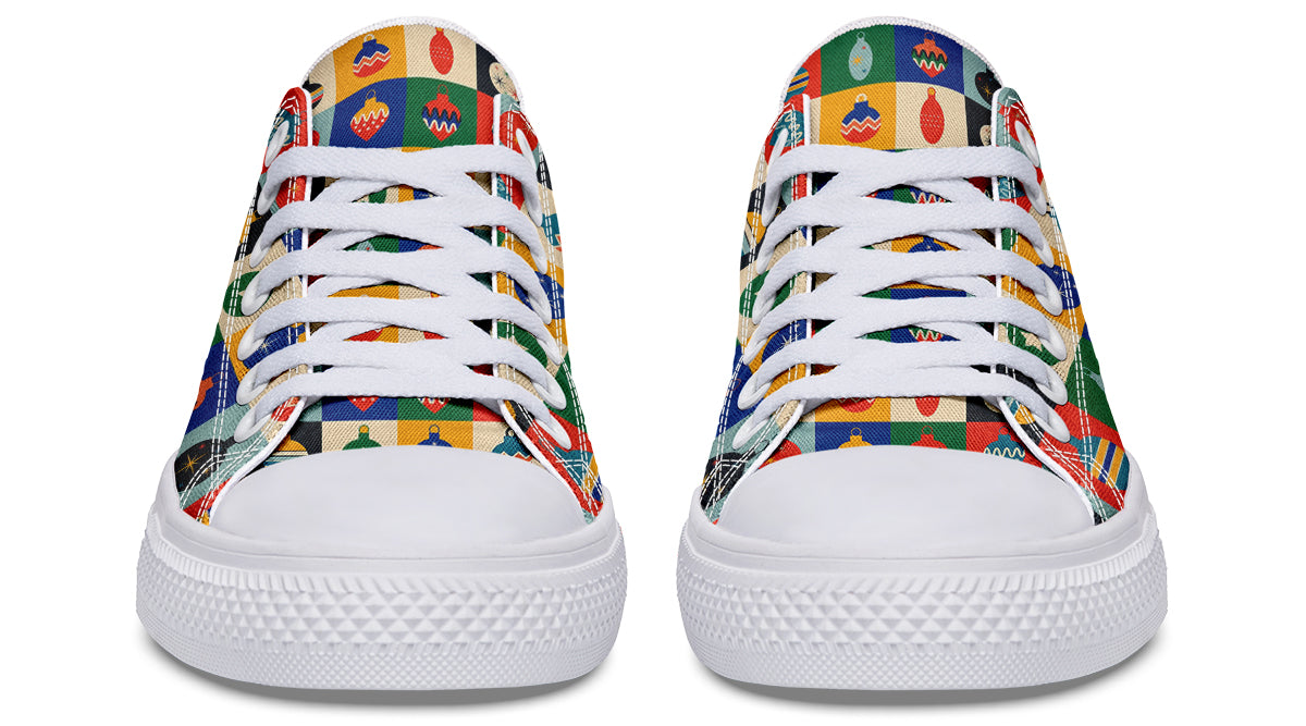 Retro Xmas Baubles Low Tops (Wide)