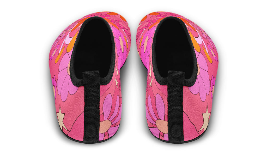 Molly's Pink Retro Daisies Water Shoes